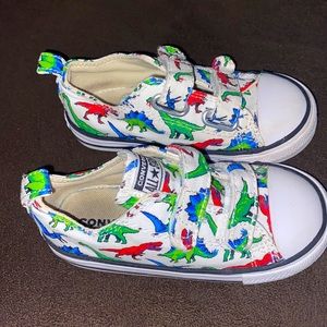 Converse Dinosaur sneakers size 8